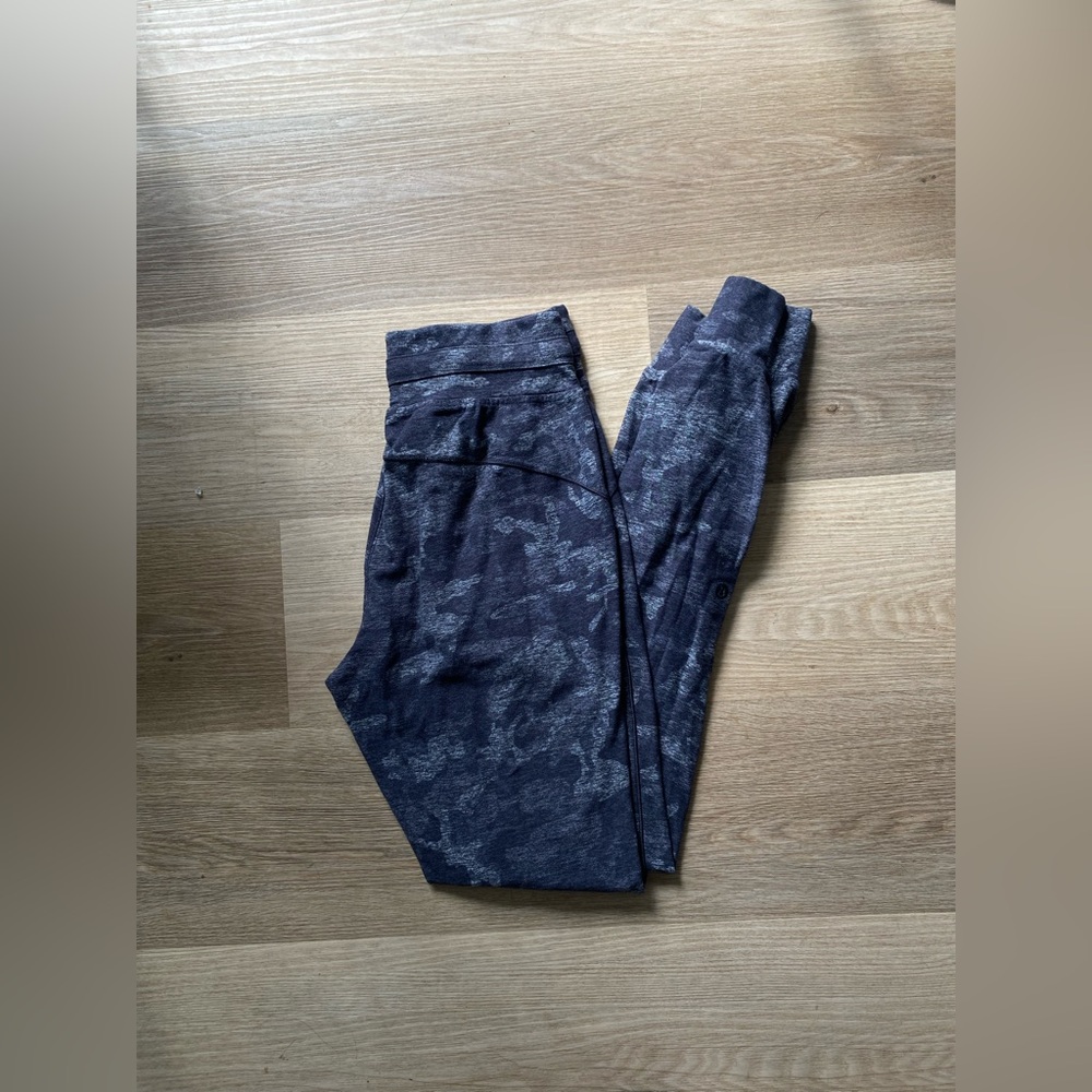 lululemon ready to rulu camo joggers size 4